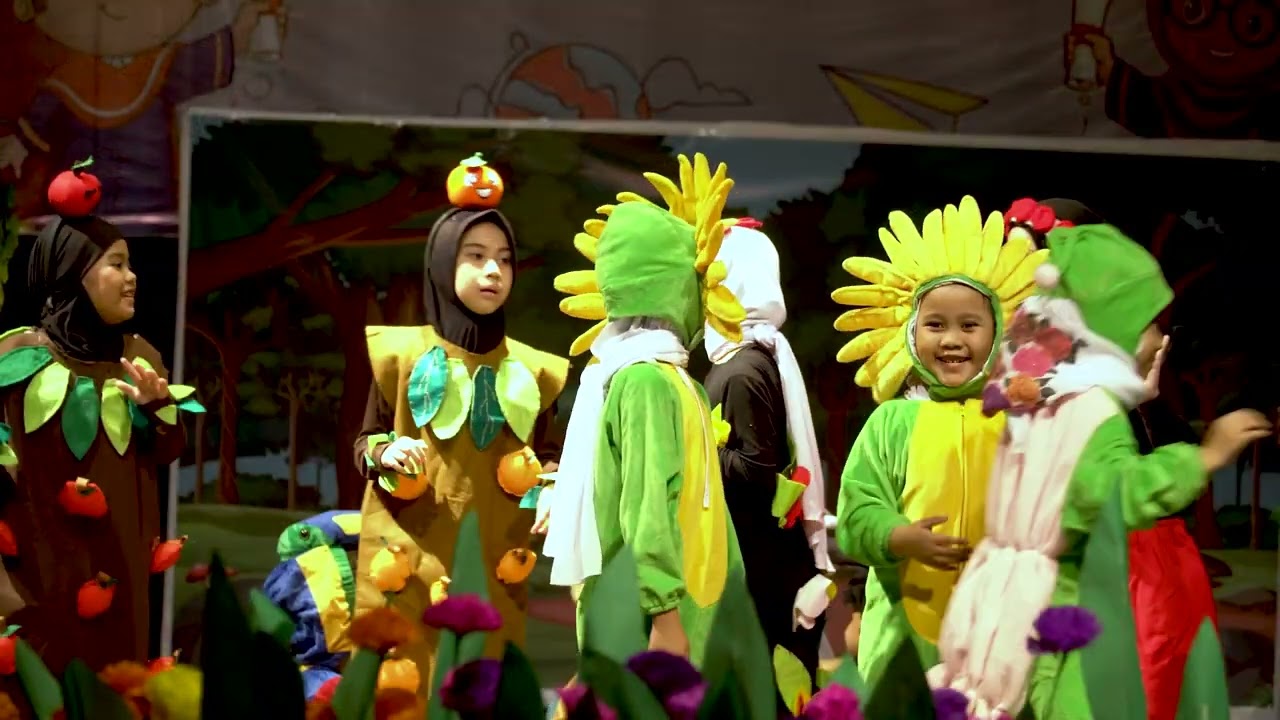 Drama kolosal Ulat dan Bunga Matahari, inspirasi dari Asmaul Husna