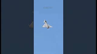 Мощность реактивного истребителя Eurofighter Typhoon | Потрясающий вертикальный подъем ✈️
