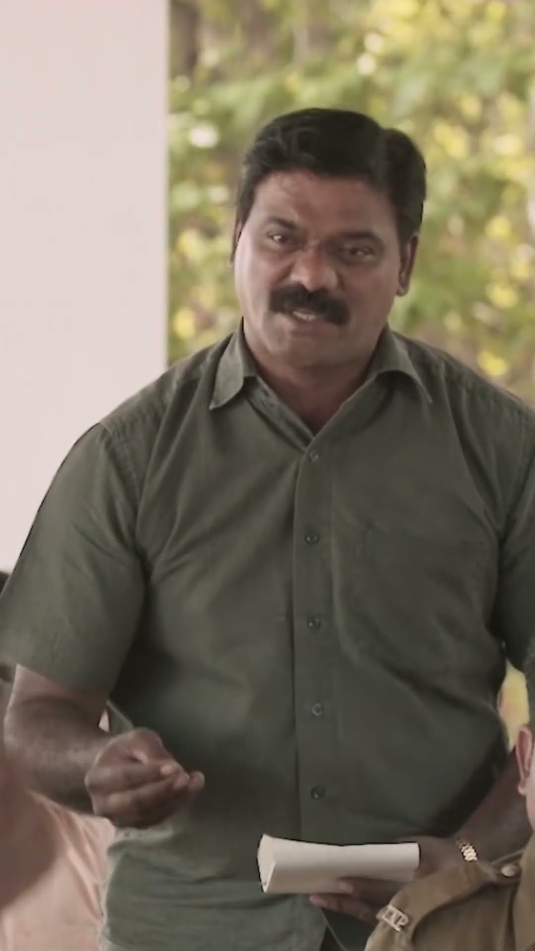 Karthi Class Dete Waqt Policewalo Ko Nind Aa Rahi Hai
