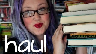 FEBRUARY 2017 BOOK HAUL
... Presenting this without comment.
(yet another book haul. Links below!)
THE BOOKS:
Yellowcake: http://amzn.to/2lEWieY
Night Broken: http://amzn.to/2lEZlUe
Whered You Go Bernadette?: http://amzn.to/2lZWIPL
Perfume: http://amzn.to/2m13sLt
The Bonesetters Daughter: http://amzn.to/2lZKzdA
The Art of Chalk Lettering: http://amzn.to/2m1ji8W
Washed Ashore: http://amzn.to/2lEPKwD
Find me in your internets:
Blog: http://www.thebookrat.com/
Twitter: https://twitter.com/#!/TheBookRat
Instagram: http://instagram.com/bookishmisty/
Goodreads: http://www.goodreads.com/user/show/1124284-misty
Facebook: https://www.facebook.com/BookRatBlog
Tumblr: http://thebookrat.tumblr.com/
Disclosure: This is NOT a sponsored video. One of these books was sent to me by the publisher, the rest I bought myself. Affiliate links are used. FEBRUARY 2017 BOOK HAUL