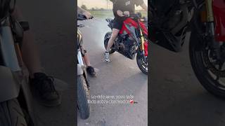 La vida es un poco más linda sobre dos ruedas❤️‍🩹🏍️ #moto #amigos #vida #domingrau #stunt #honda