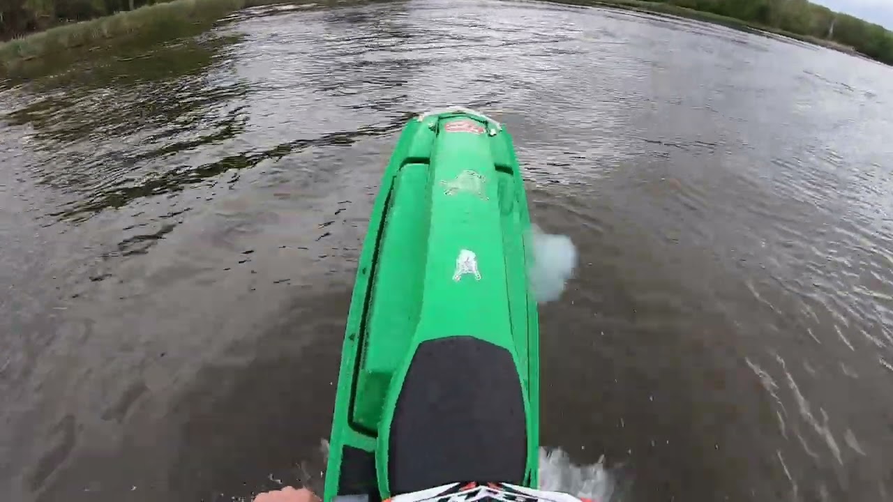 Kawasaki JS550 River Running