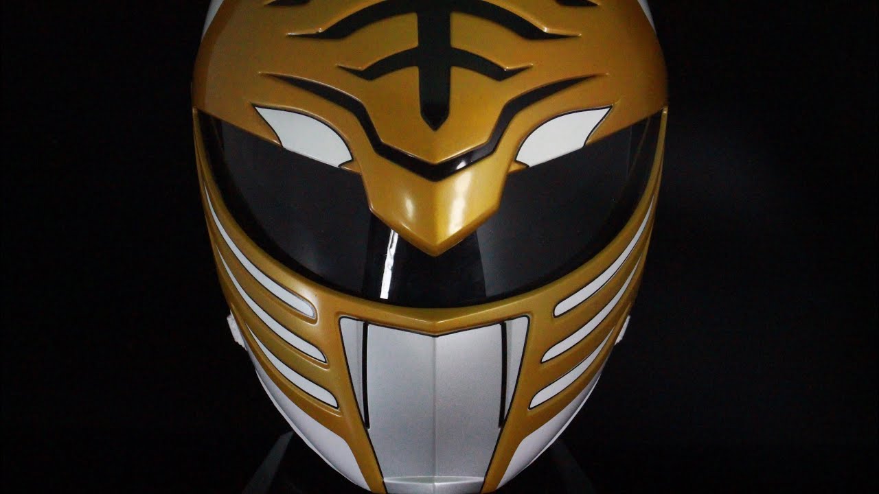 Hasbro Power Rangers Lightning collection White Ranger helmet review