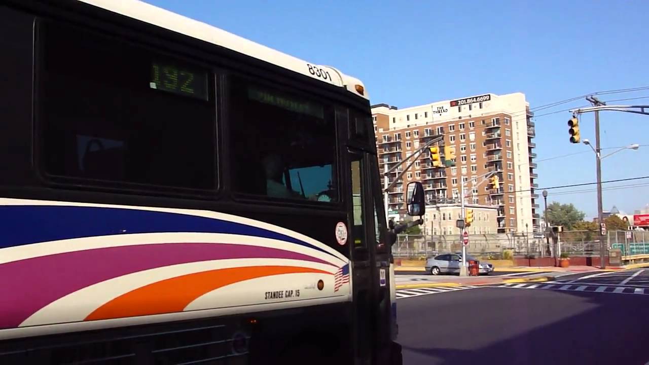 new-jersey-transit-mci-d4500-8301-7739-7149-on-the-192-166-196
