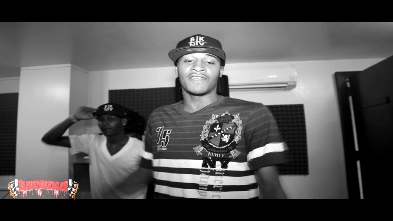 Barzz Mcvay FREESTYLE THROWBACK/ bluudynuckles