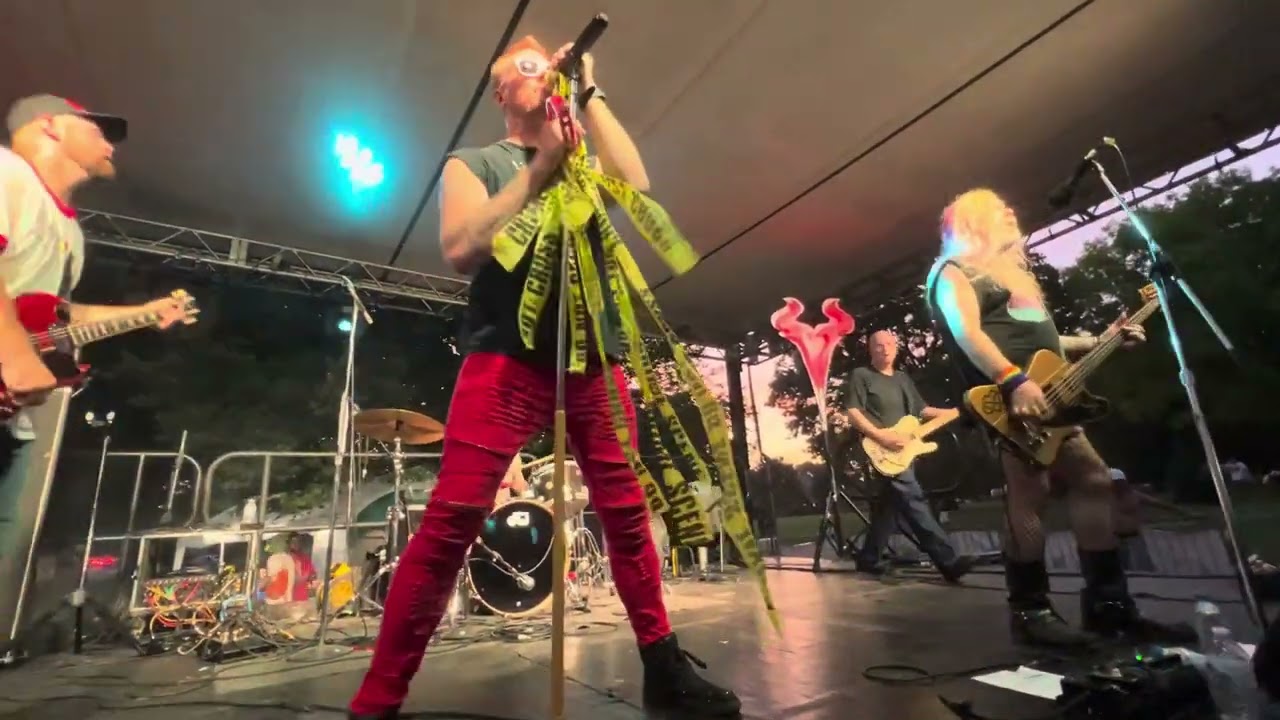 Red Velvet Letdown Perform At ComFest 2025