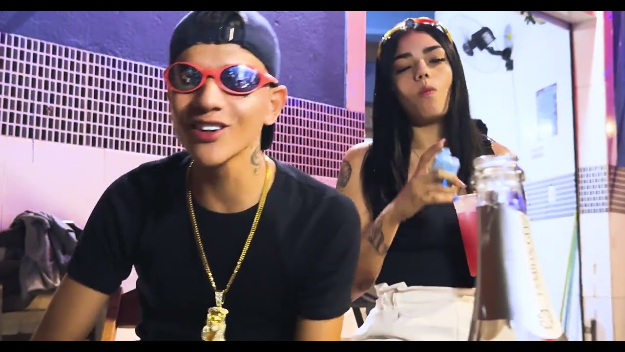 MC VS BOLADÃO - NÃO SE APEGA (Video Clipe)