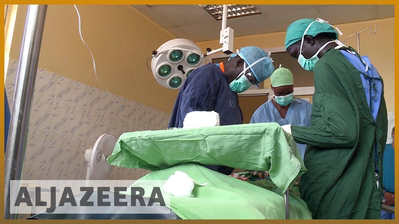 جراح أمريكي يخدم 200 ألف شخص في جنوب السودان يفوز بجائزة الأمم المتحدة للاجئين | الجزيرة الإنجليزية