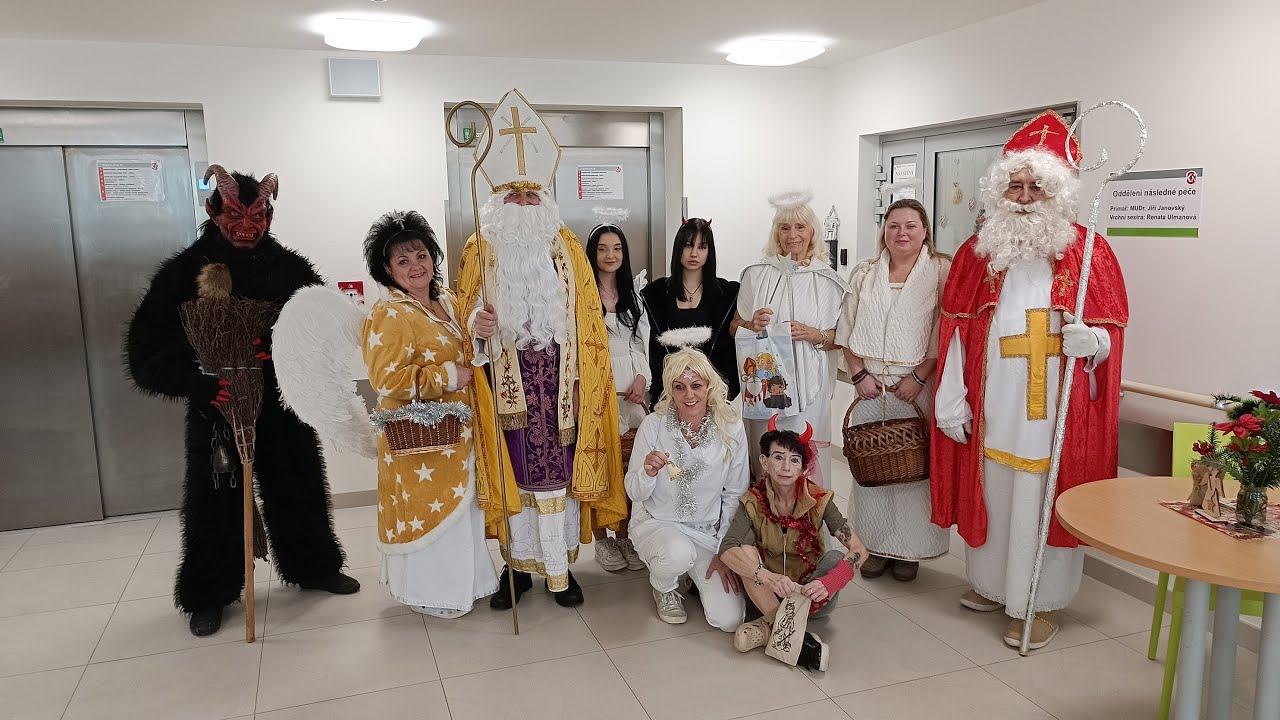 Mladá Boleslav: Klaudiánovou nemocnicí prošel Mikuláš s čerty a anděly