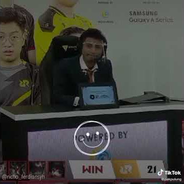 Punya kontaknya tetapi tidak dengan hatinya :') #sad