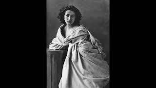 Nadar - Sarah Bernhardt