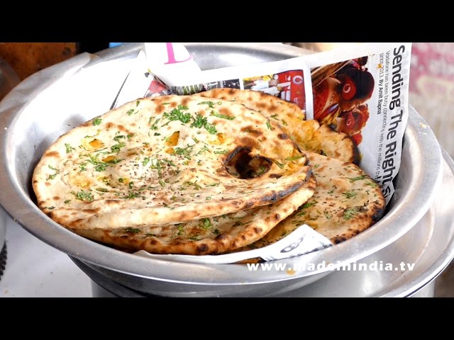 Tandoori Aloo Paratha Making | Potato Stuffed Naan Recipe | Aloo Naan Recipe | DELHI STREET FOODS