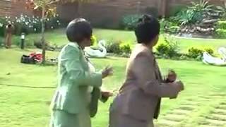 Video thumbnail of "Favoured Sisters Inde ndi amen"