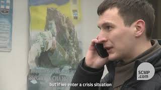 Volunteers sign up to join Ukrainian army