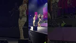 La Delio Valdez y Natalia Oreiro - Cumbia De Los Dos (Luna Park)