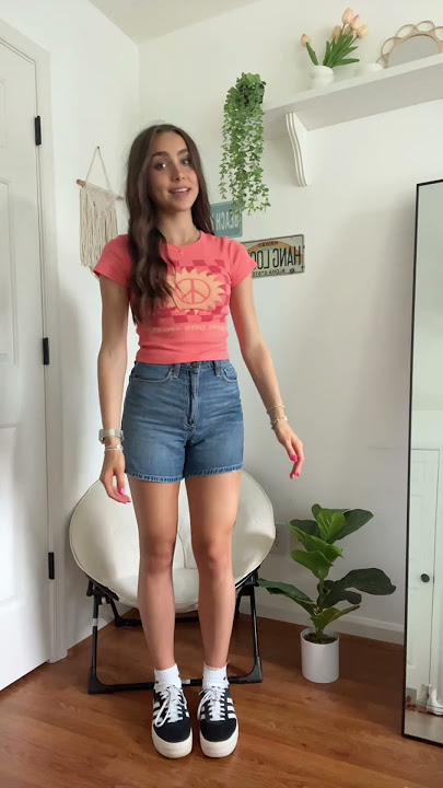 back to school outfit inspo! 🤭 lmk which outfit  is ur fav!! #explore #grwm #vlog #style #school