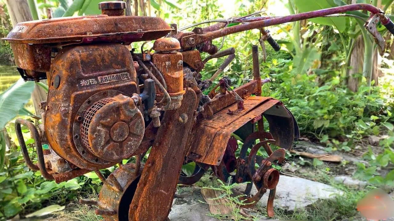 Восстановление ржавого и сломанного культиватора HONDA старого фермера