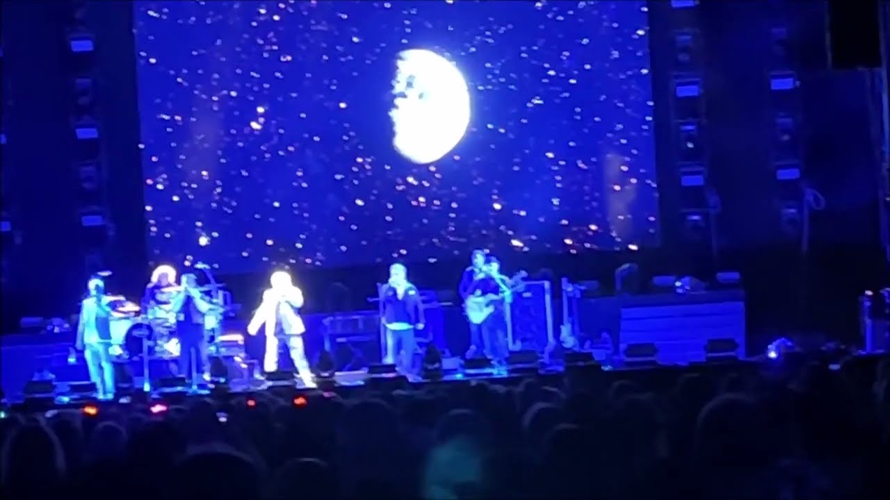 Ausschnitte vom Konzert Die Prinzen Jubiläumstour 22/23 in Stuttgart