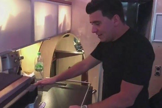 Exclusief: Jan Smits rijdende villa