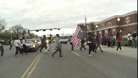 Darnell Singleton Arrested for Filming Ferguson Po...