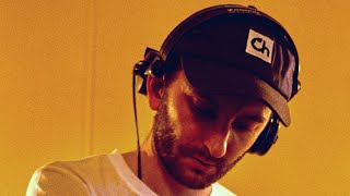 Video thumbnail of "L'indécis - Full Performance (Chillhop Live Session)"