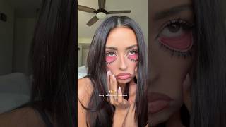 Easy Halloween Makeup Tut👀👻🎃 #makeup #tutorial #scarymakeup #halloween #easy #shorts #fyp #viral