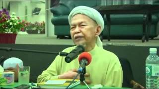 Nasihat Buat Penuntut Ilmu - Tuan Guru Dato' Nik Abd. Aziz Bin Nik Mat