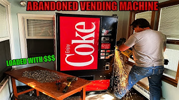 Breaking Into Old Abandoned Coke Vending Machine and We Found An Insane Amount Of Money Inside...