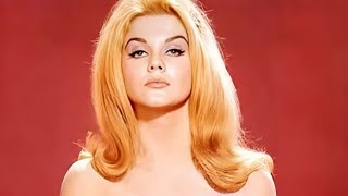 Ann-Margret T0PLESS Photos Leave Little To Imagination...