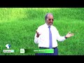 Madaxweyne Xasan ayaa kulan dhiirrigelin la qaatay 10-kii arday ee kaalmaha ugu horreeya ka galay.