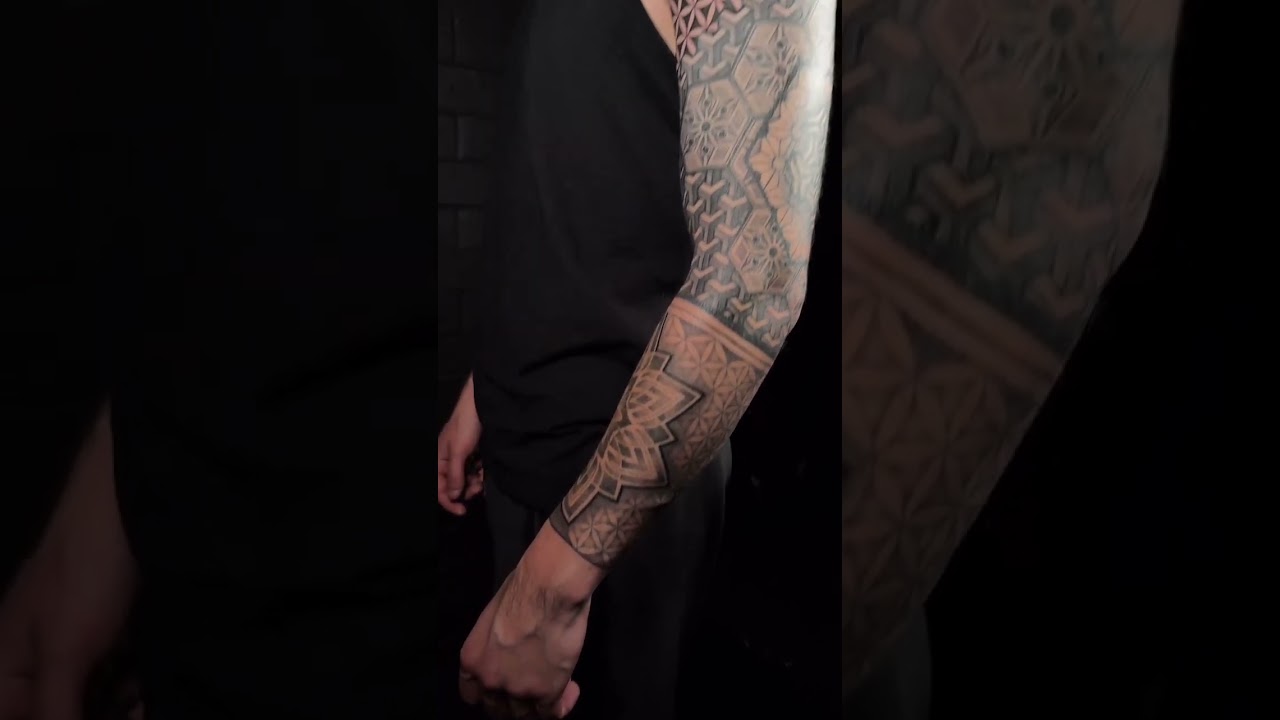 🔥 a recently completed sleeve for Maxwell🙏🏼