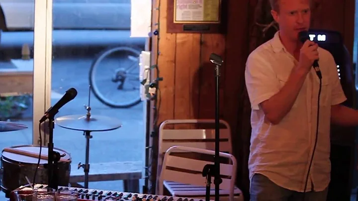 Comedian Michael Kerrigan stand-up @OneMicNite #Li...
