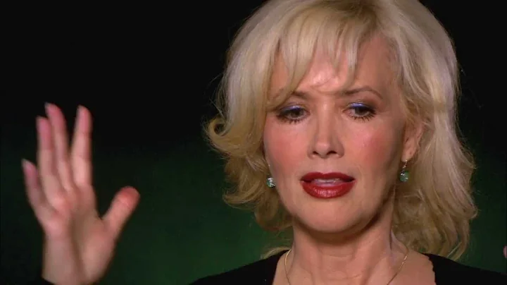 Celebrity Ghost Stories: Janine Turner