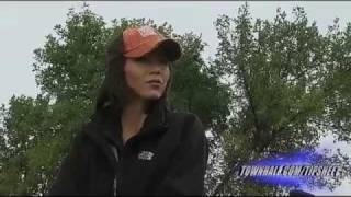 Kristi "Dreamweaver" Noem: Hot, Republican, Christian, Mom, Hunter, Congresswoman--Did I Say Hot?