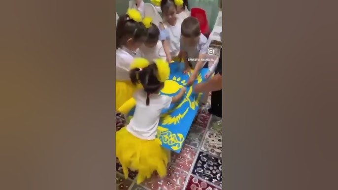 Орындықтағы эротикалық фото