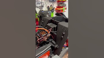 Impression 3D d’un boîtier étanche pour le récepteur du #losi #rzr #rey