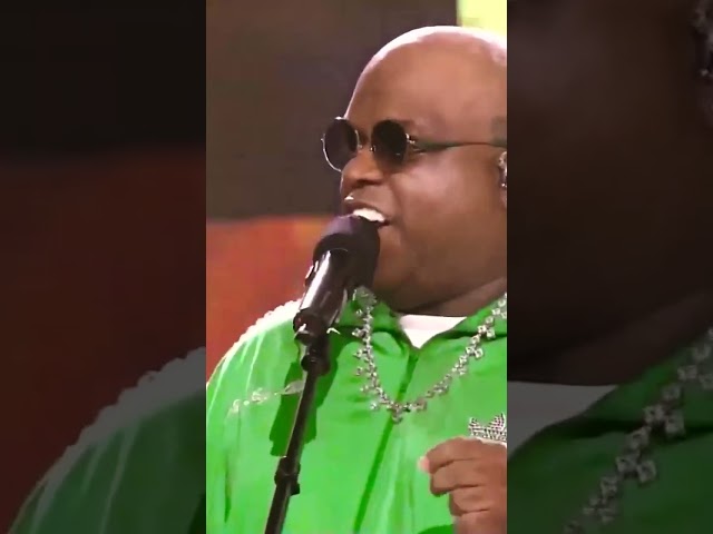 CeeLo Green- Forget You (Live at the 2011 NBA Sprite Dunk Contest)