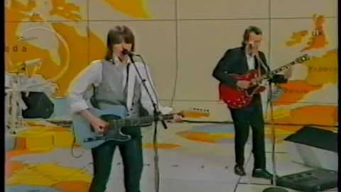 Pretenders - Thumbelina (live TV - 1984)