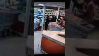 Shoplifter knocked unconscious by a Coke bottle 😂❗❗