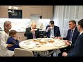 Путин в гостях у онколога