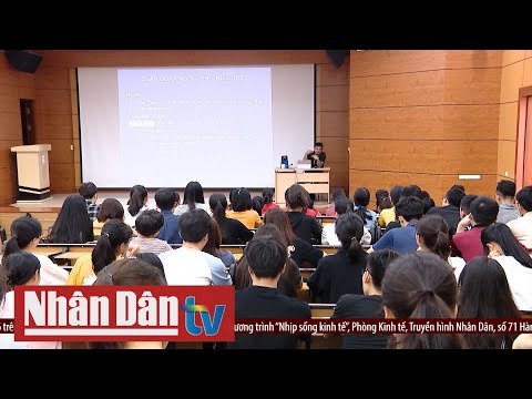 Video Bộ Giáo dục và Đào tạo yêu cầu giữ ổn định mức học phí - youtube