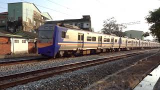 2183次區間車通過大林鎮中興路地下道
