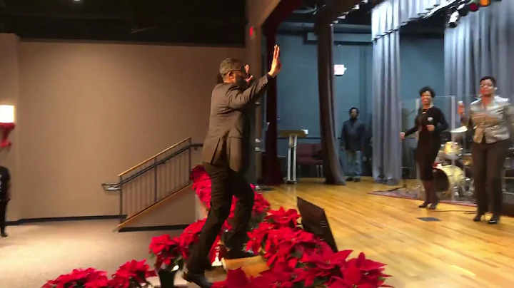Paula Hollis and 7e - NYE 2019