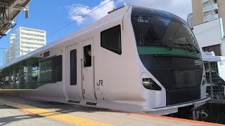 [空笛・MHあり！]回9487M E257系 OM-91編成 臨時特急あずさ86号新宿行の送り込み回送 回送列車が空笛・MHを鳴らして豊田駅1番線を発車するシーン