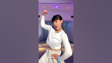 Thumbnail of [ VIVA SHORTS ] BOW BOW BOW 🔥 #shorts