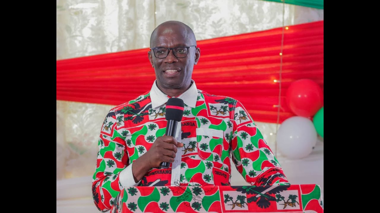 Давайте подумаем: дети Бурунди пролили свою кровь ради нашего процветания. Что мы можем сделать, ...