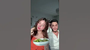 صرلي زمان ما خجلتش من وحدة بتطلع في 