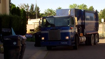 CABQ Solid Waste - Autocar Xpeditor Labrie Automizer Crocodile