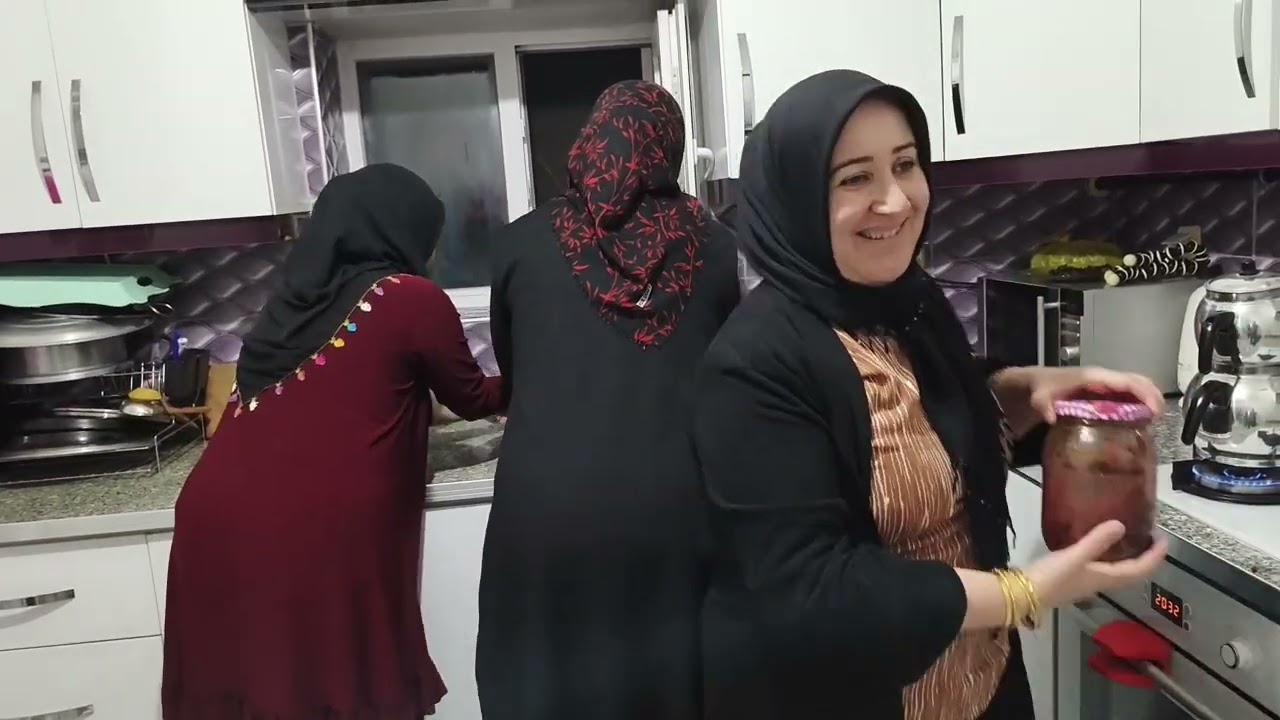 KIZLARINDAN GELİNİMİZDEN ADALETİMİZDEN ALLAH RAZI OLSUN  HEPİSİNDEN TERTEMİZ YAPTILAR