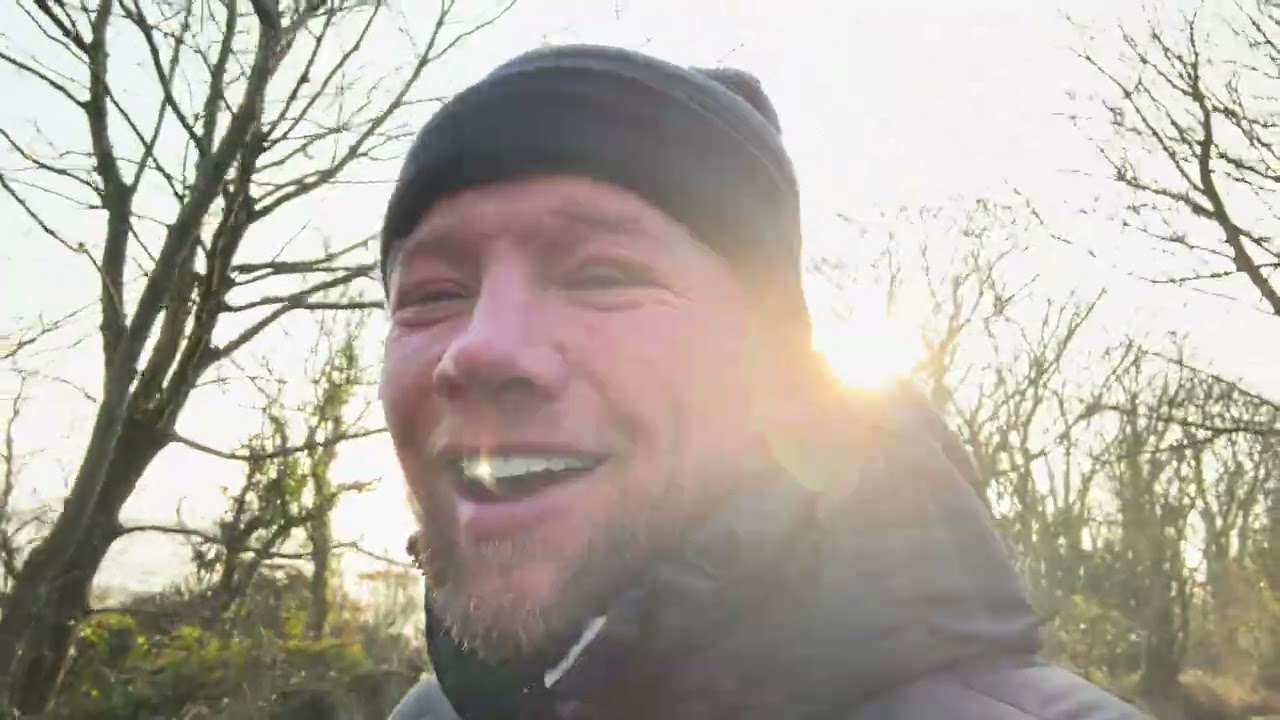 Walk & talk, dark corner. It’s on you how you spend your time. We all mugs 🤣💯